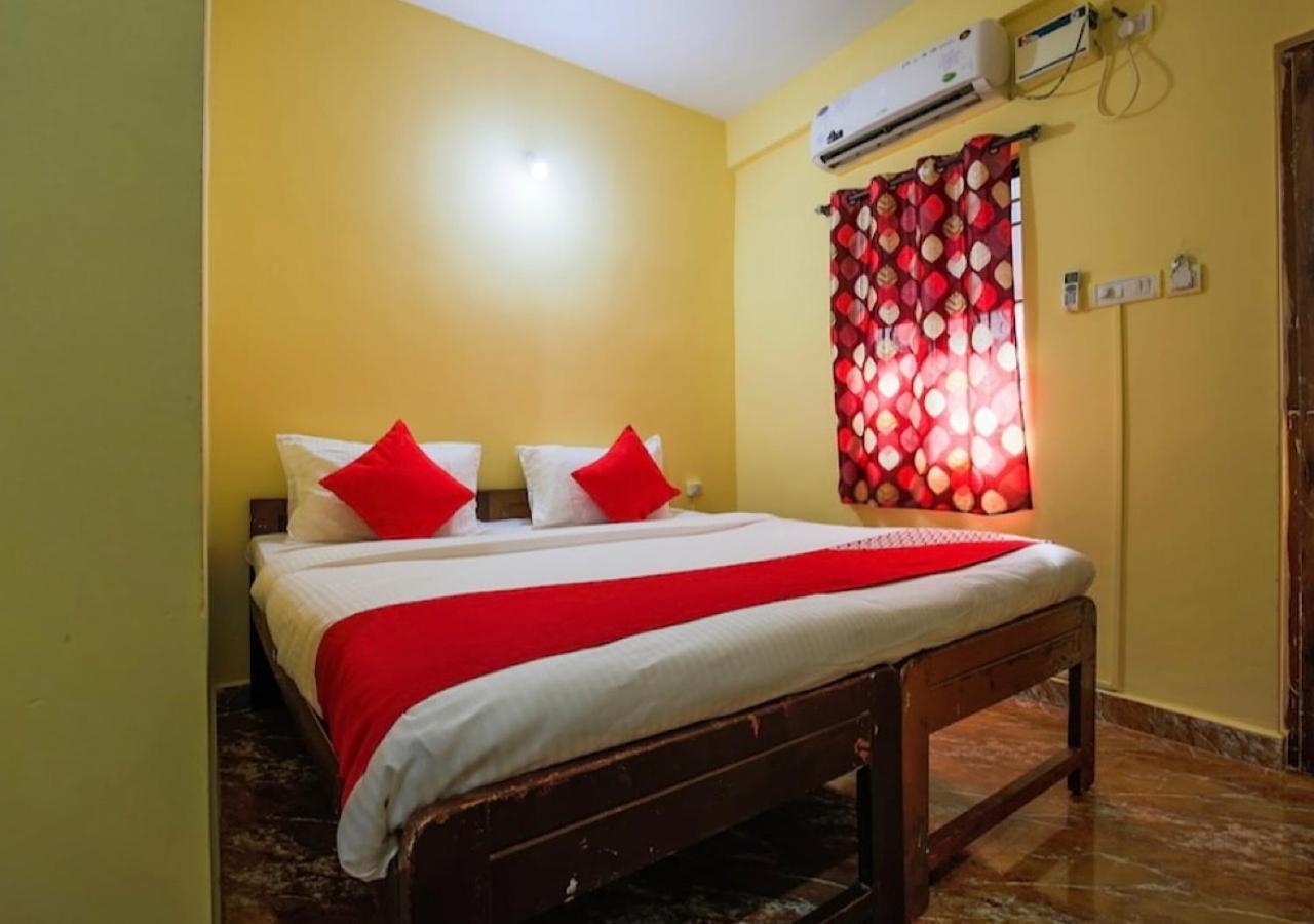 Baga Seafinity Hotel Exterior photo